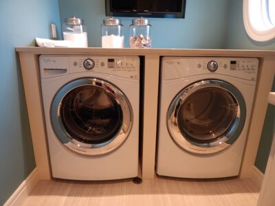 Wasmachine schoonmaken: stappenplan & 10 tips